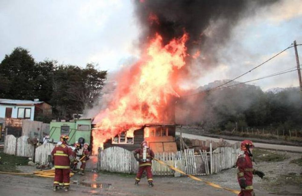 Incendio y muerte en una casilla del Oeste