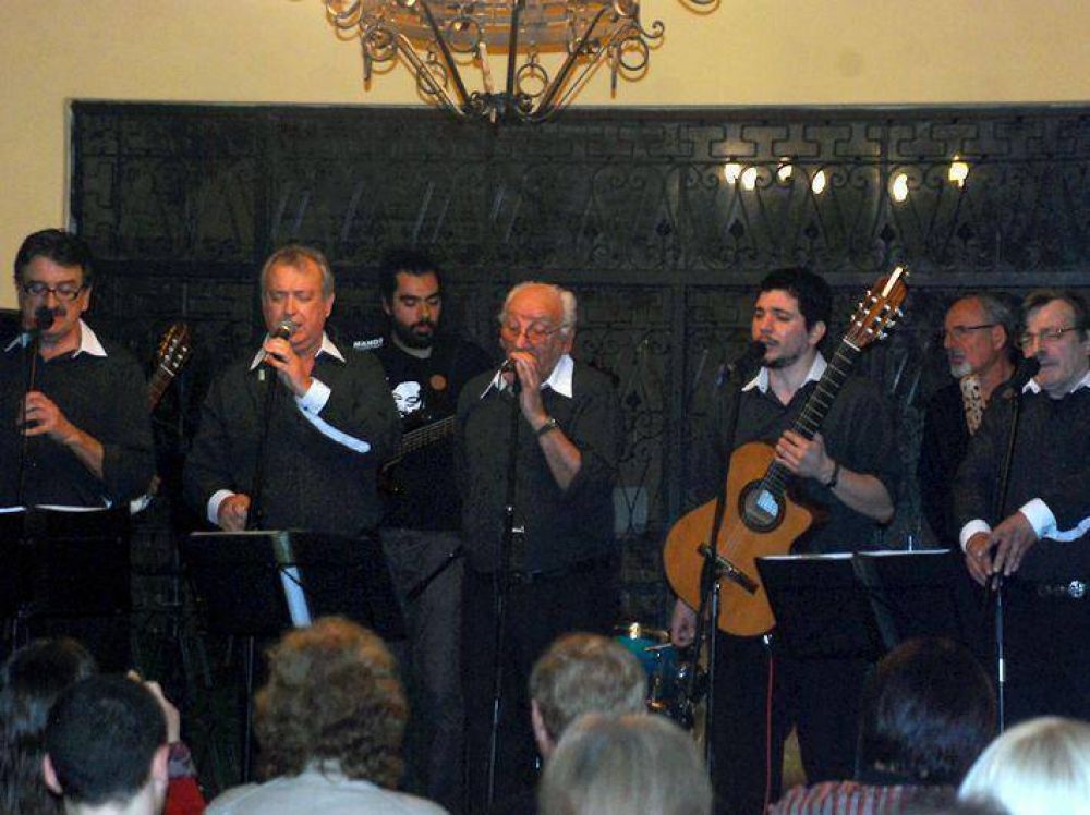 ACUTARON LAS VOCES DE LA ALBORADA EN EL ARGENTINO