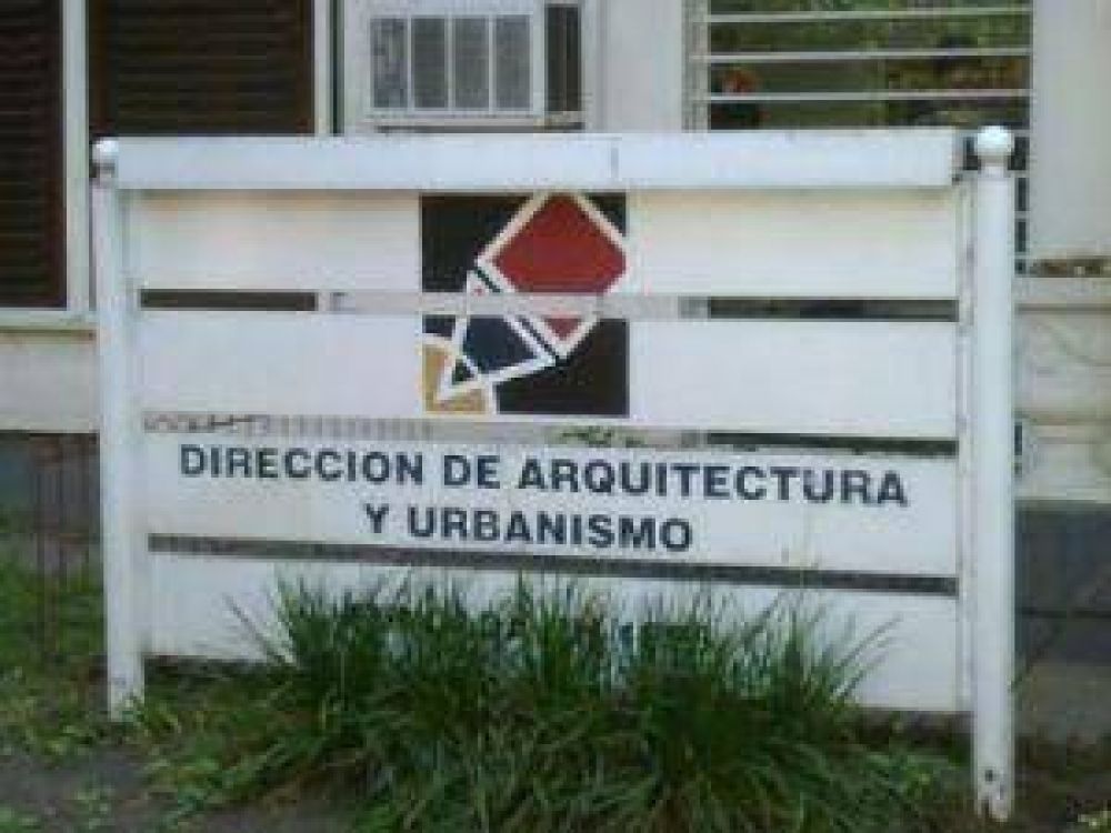 Denuncian por malversaci�n al actual titular de la DAU