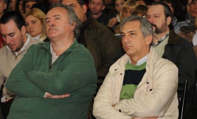 Tras balance de gesti�n naranja y los �26 puertos�, el massismo sali� al cruce