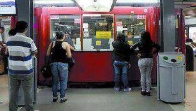 Un informe revel� que casi nadie recibe los descuentos del subte