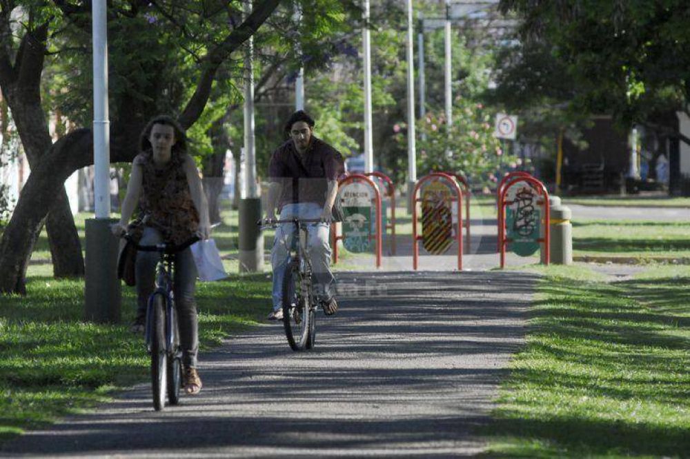 Piden detalles del proyecto de bicisendas para Candioti Sur