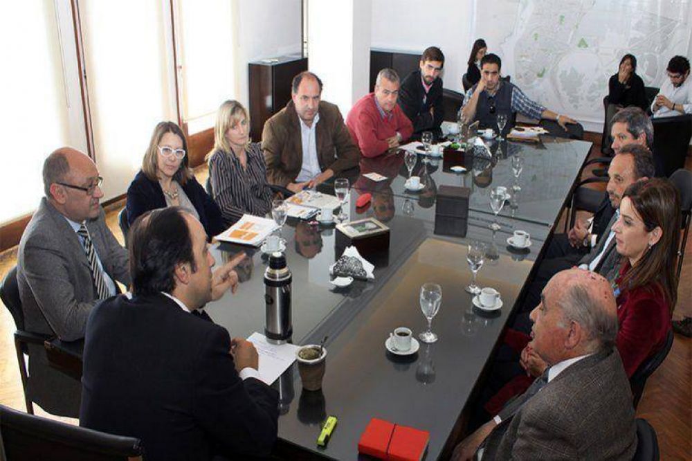 Dengue: autoridades y especialistas evaluaron la situaci�n en la ciudad