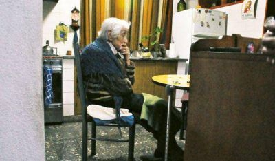 Una anciana fue v�ctima de un robo en su casa por parte de 7 sujetos