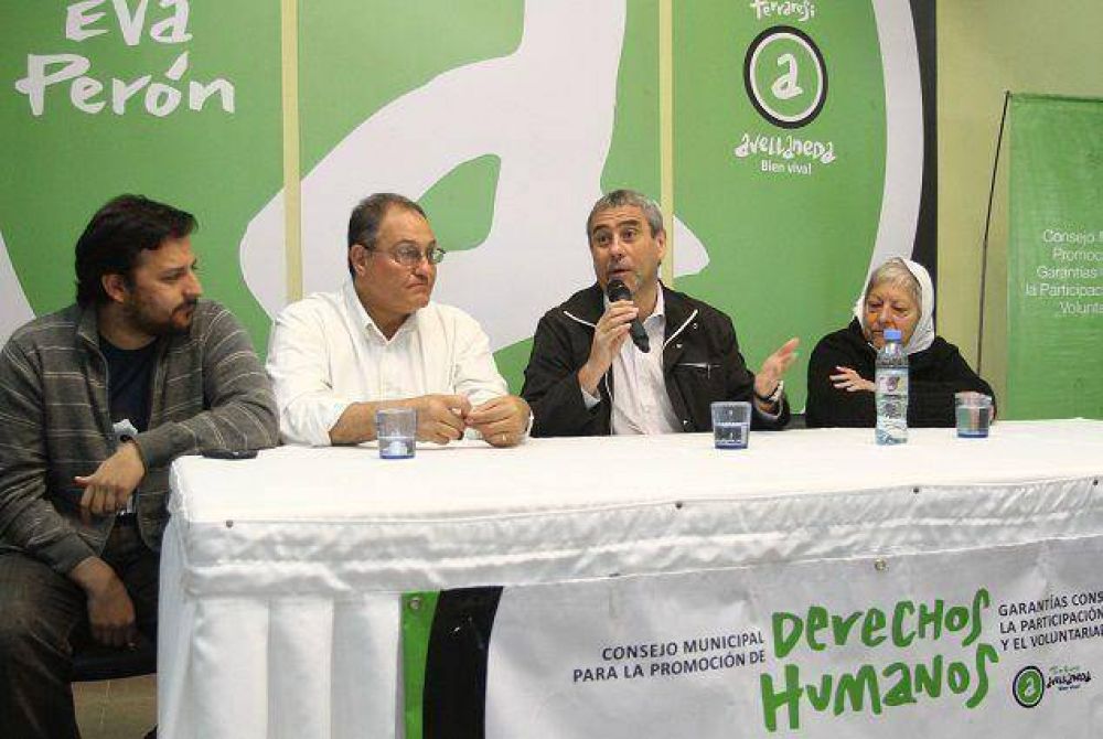 Avellaneda present� �La mesa por la Memoria, la Verdad y la Justicia�