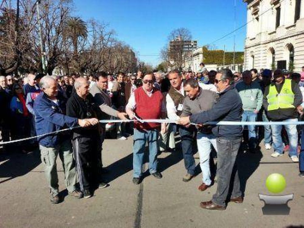 SE REEDIT� LA HIST�RICA COMPETENCIA AUTOMOVIL�STICA TRI�NGULO DEL OESTE 