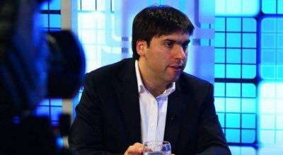 Bossio toma forma de candidato y critic� las posturas de Massa e Insaurralde