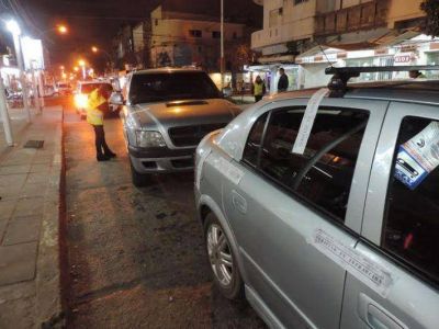 Secuestraron 26 autos y 31 motos el fin de semana: infractores resisten controles y padres no colaboran