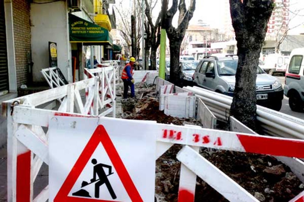 Realizan trabajos para reducir la contaminaci�n visual en Tigre Centro 