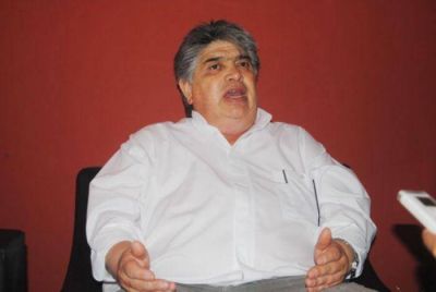 Rigane: �Una familia no puede vivir con $4700�