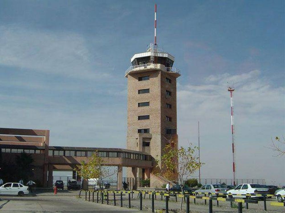 Detuvieron a un empleado del aeropuerto de Mendoza tras el robo de 70.000 pesos