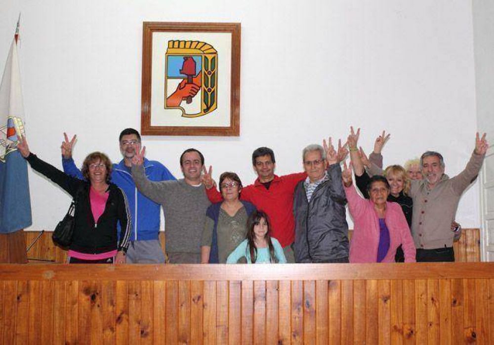 La C�mpora, victoriosa en Villa Santill�n, reclama la vigencia del boleto estudiantil gratuito