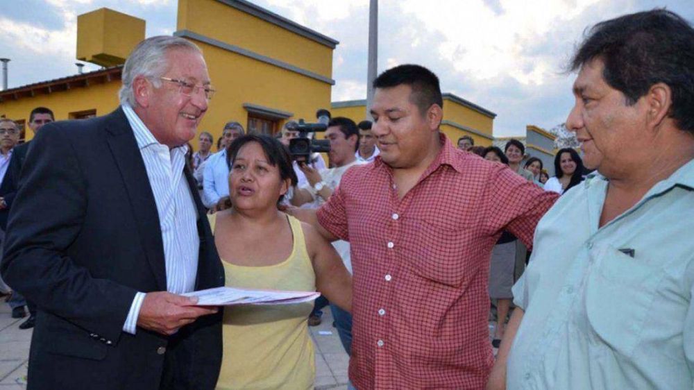 M�s familias con la casa propia