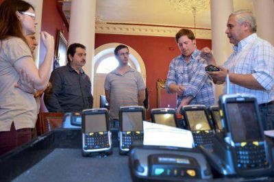 El Municipio recibi� m�s ordenadores de bolsillo para labrar actas de infracciones de tr�nsito
