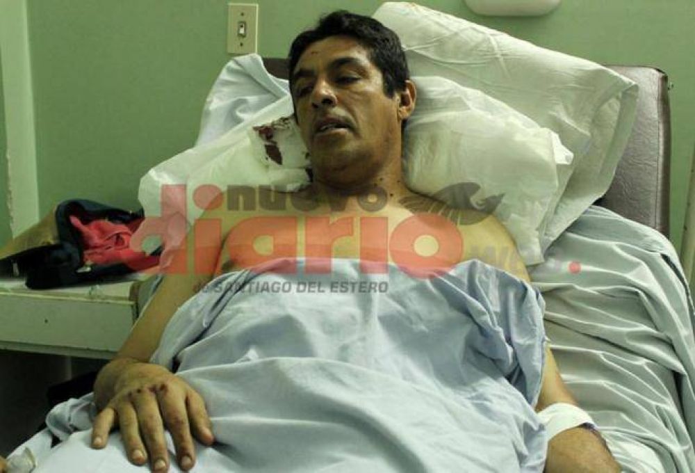 Por su estatura, eligi� el �ltimo asiento y se salv�