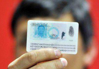 Hay 40 mil neuquinos que todav�a tienen el viejo DNI 