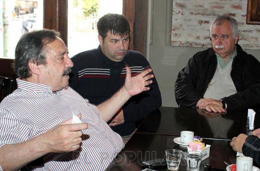 Este mi�rcoles, Ricardo Alfons�n llega a Olavarr�a
