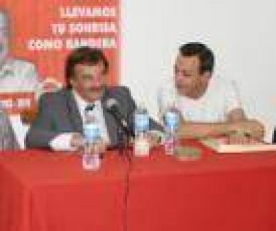 Interna UCR: En La Plata ganar�a lista de Panella, y habr�a pelea por el segundo lugar