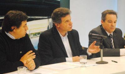 Pulti: �La fiesta es tener la capacidad de encontrarnos, divertirnos, enamorarnos y de hacer el amor sobrios�