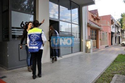 Violento asalto a una inmobiliaria de Paran�