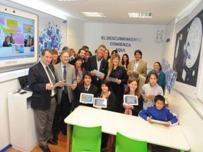 Se puso en marcha en Tigre la primer Aula Interactiva del pa�s 
