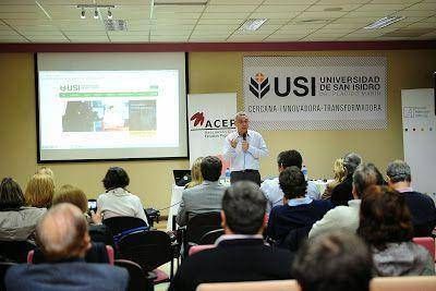 Julio Zamora disert� en la Universidad de San Isidro