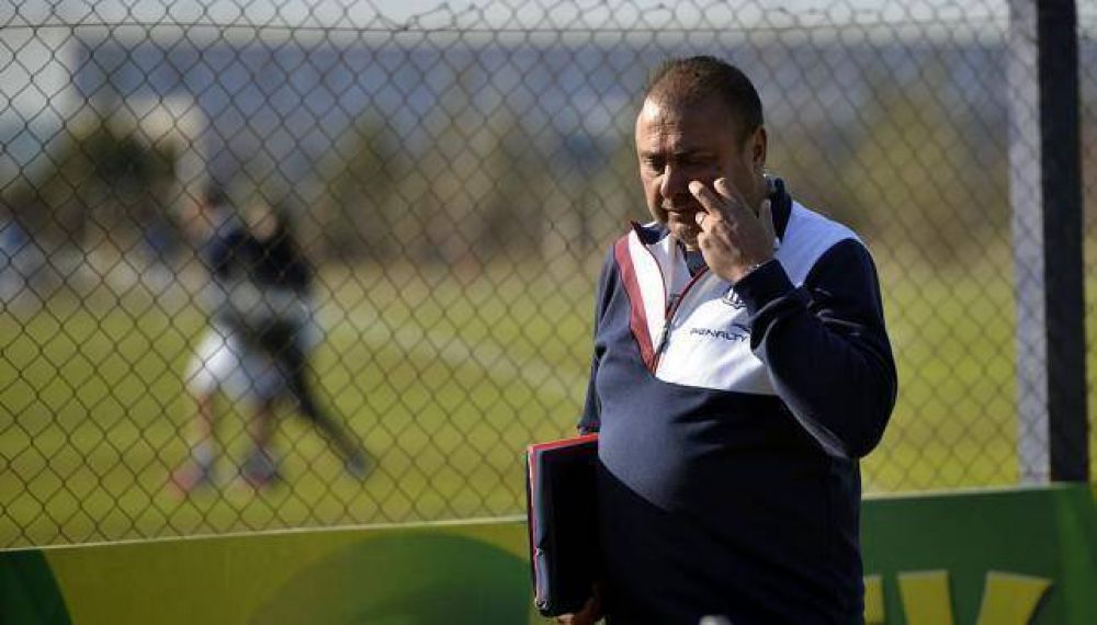 Talleres: Coleoni comienza a mostrar el equipo