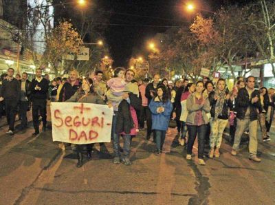 Vecinos hicieron o�r su reclamo por seguridad y justicia