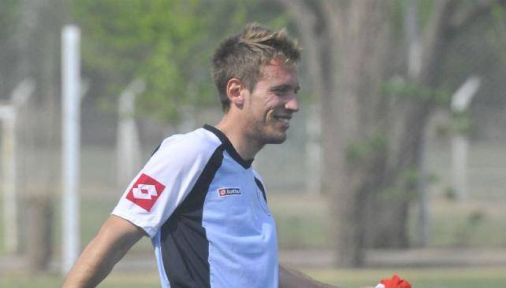 En Belgrano, Pittinari se perfila para ser titular