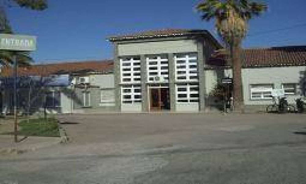 En el Sanatorio del Colegio M�dico adeudan 4 meses de sueldos