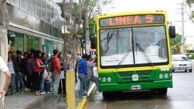 El boleto del transporte urbano fue incrementado a 5,50 pesos