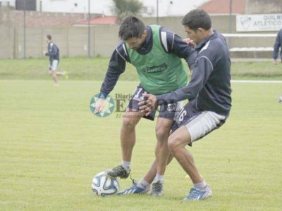 Arranc� la semana; el equipo espera