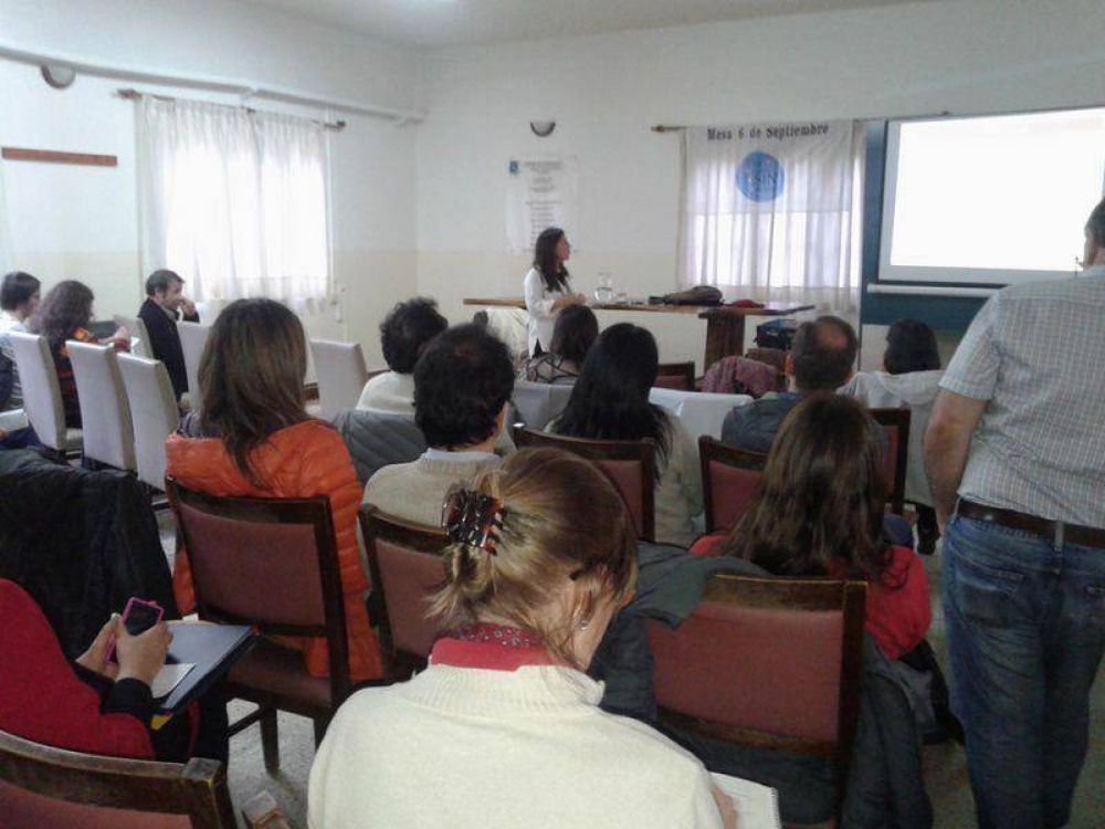 Los docentes se involucraron con el debate del consumo responsable