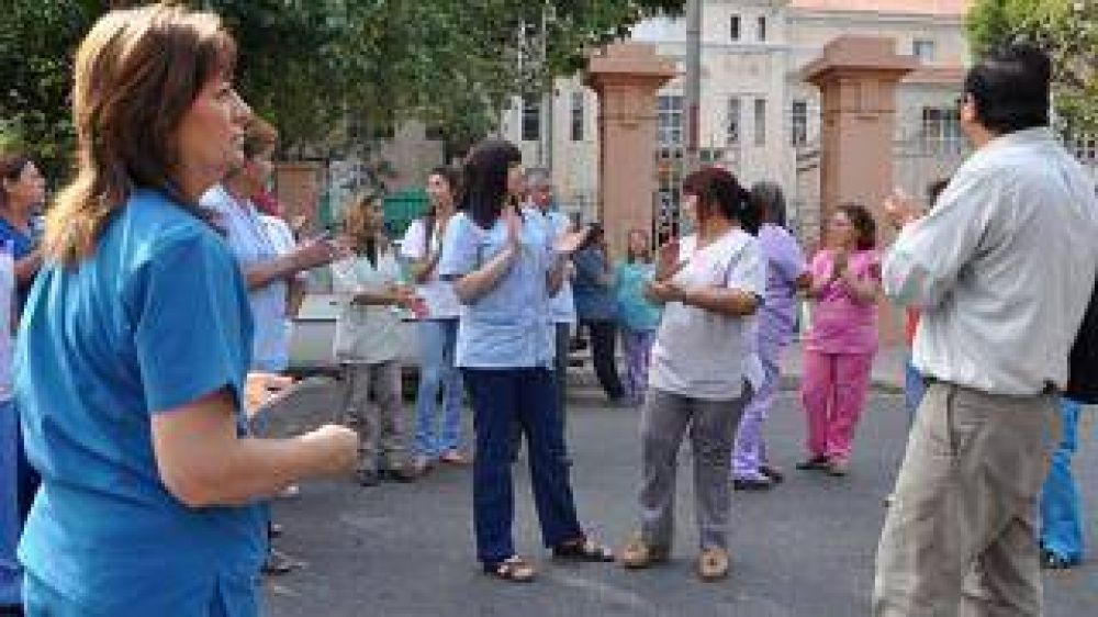 Hospitales p�blicos, de paro