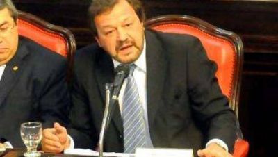 Piden a Scioli que cumpla con el env�o del Presupuesto