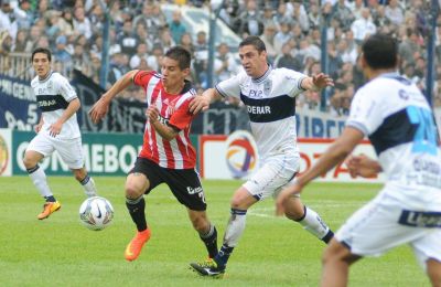 El cl�sico fue empate y todo se resuelve en la vuelta