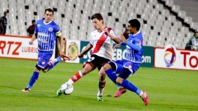 River derrot� a Godoy Cruz en su debut en la Copa Sudamericana