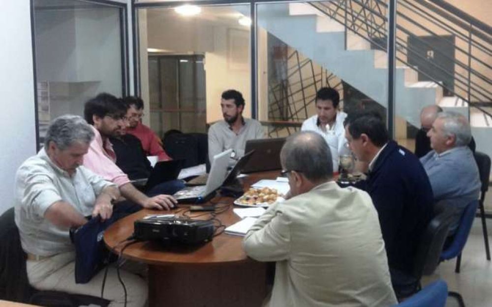 Financian proyectos para fortalecer las cadenas l�ctea y citr�cola