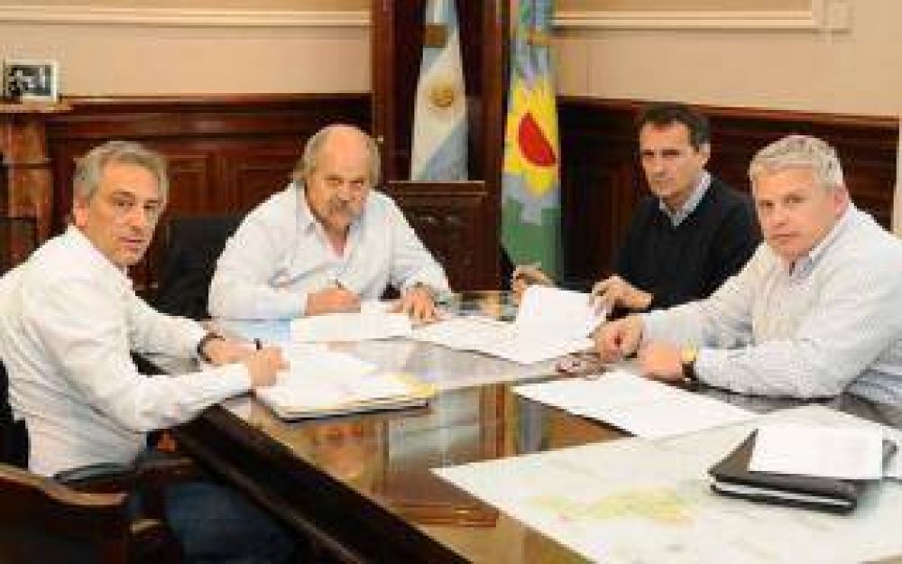 Policas comunales: San Martn y Olavarra firmaron su adhesin con Granados