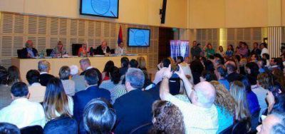 Con gran respaldo comenz� el debate de la reforma del Estatuto Docente