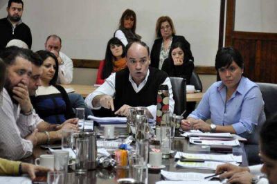 �Los hospitales son un desastre y no es por falta de recursos� 