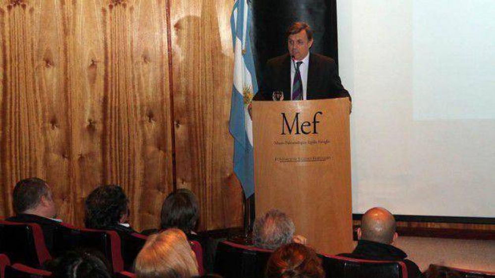 P�rez Cat�n lanz� el programa �Las escuelas visitan los ping�inos�