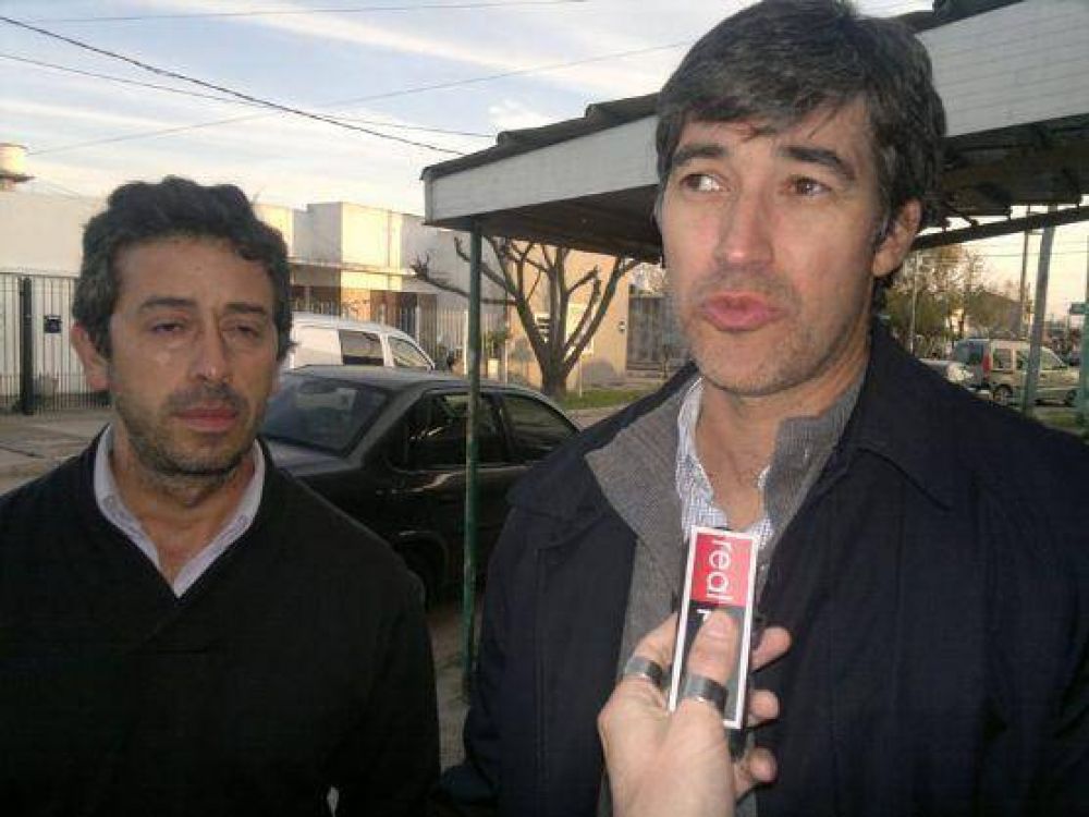 Adri�n P�rez visit� Ensenada: �El gobernador ha hecho una gesti�n muy deficiente en la provincia�