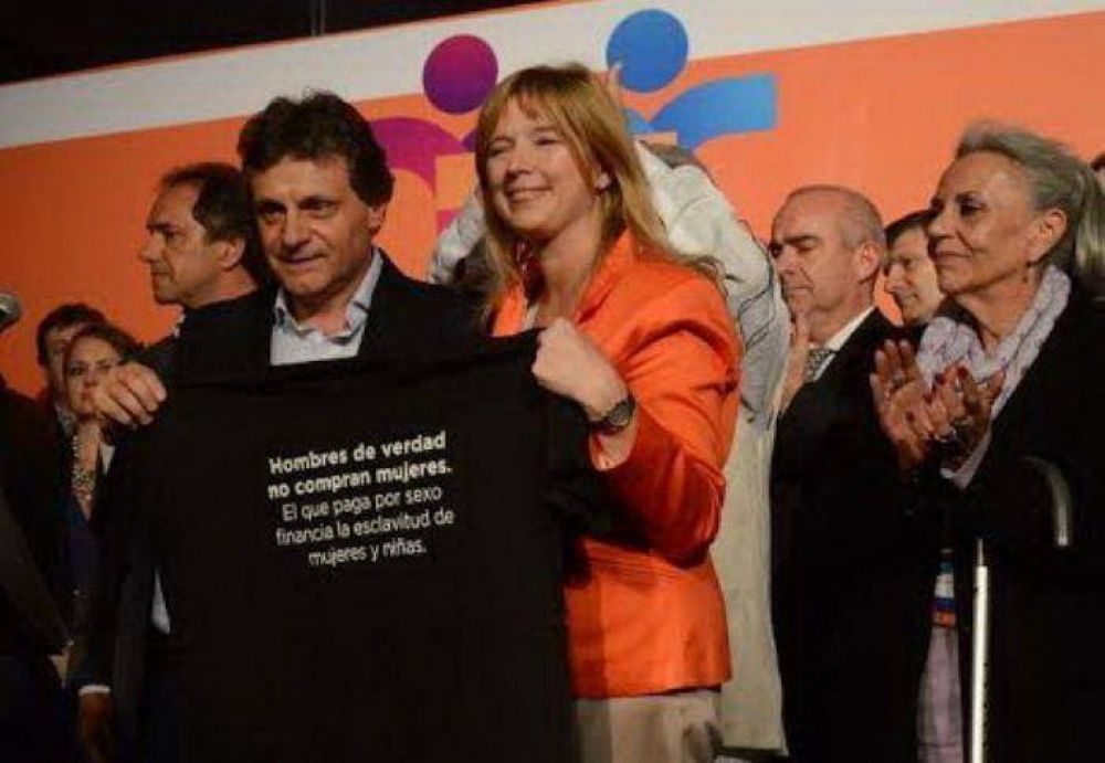 Gustavo Pulti en el cierre del II Foro Internacional sobre los Derechos de las Mujeres en el Hermitage 