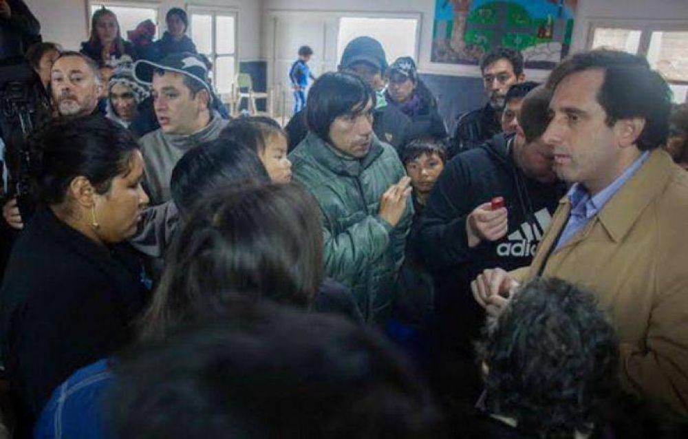 Alveolite se reuni� con vecinos del barrio La Herradura para acordar acciones en materia de seguridad vial