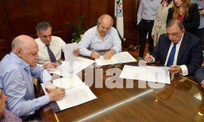 Pilar firm� el convenio de la polic�a municipal