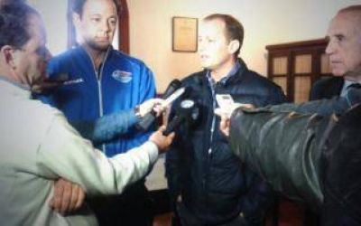 San Nicol�s: Insaurralde recorri� el distrito y critic� el Sistema de Salud de Scioli