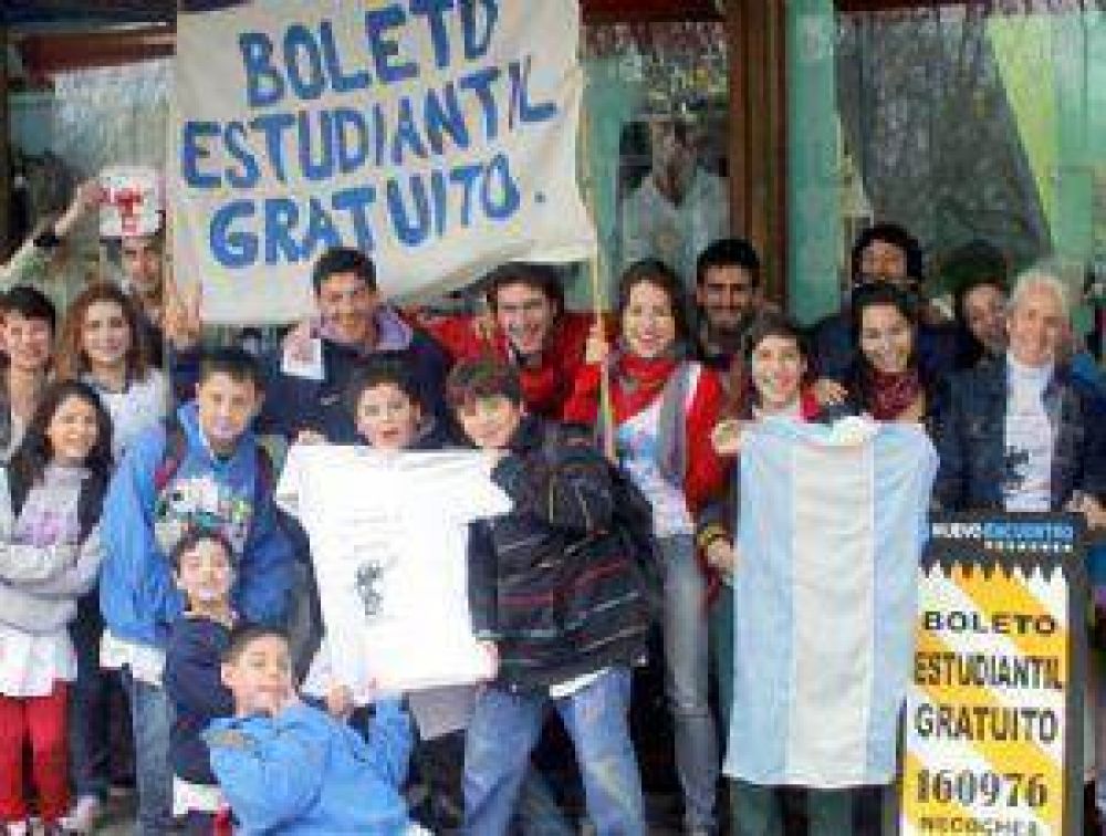 Alumnos pidieron por el boleto estudiantil gratuito