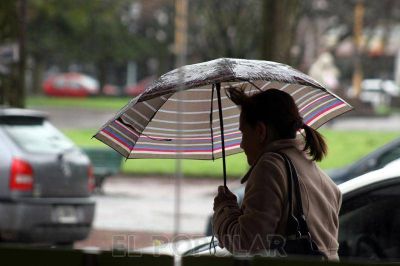 Con un alerta vigente, las lluvias continuar�n al menos hasta ma�ana