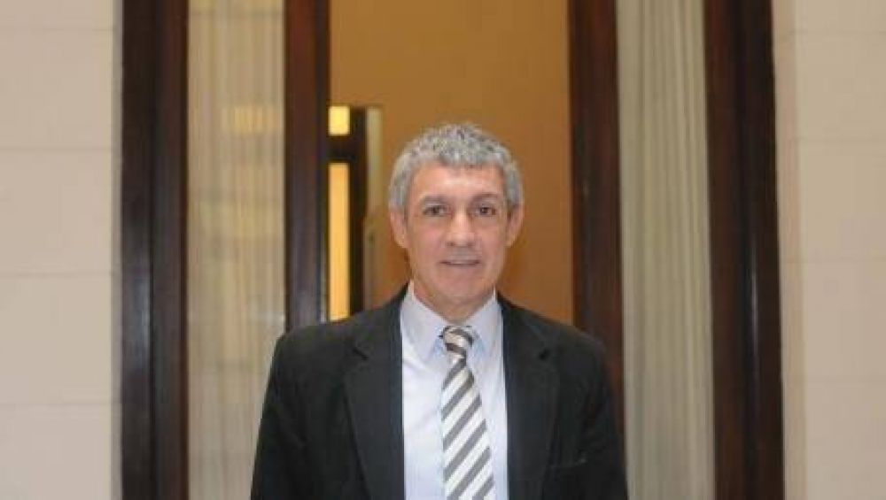 El sciolismo le contest� a Juli�n Dominguez